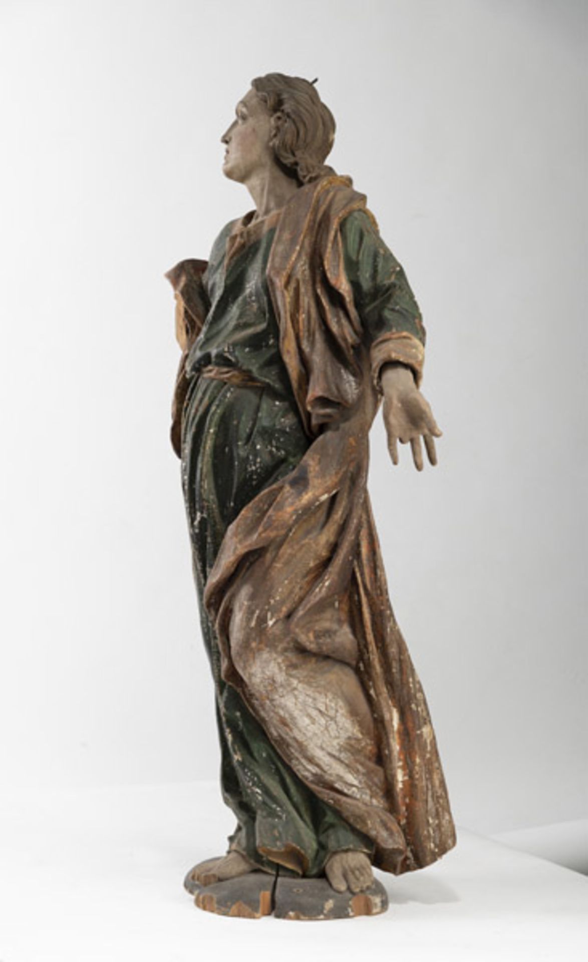 A BAROQUE FIGURE OF AN ANGEL - Image 5 of 6