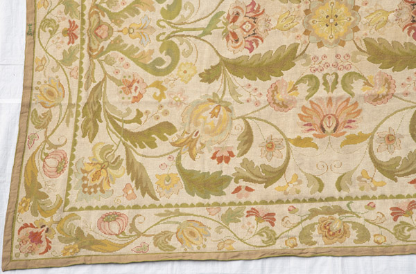 AN EMBROIDERED ARRAIOLOS CARPET WITH  FLORAL DESIGNS - Image 11 of 12
