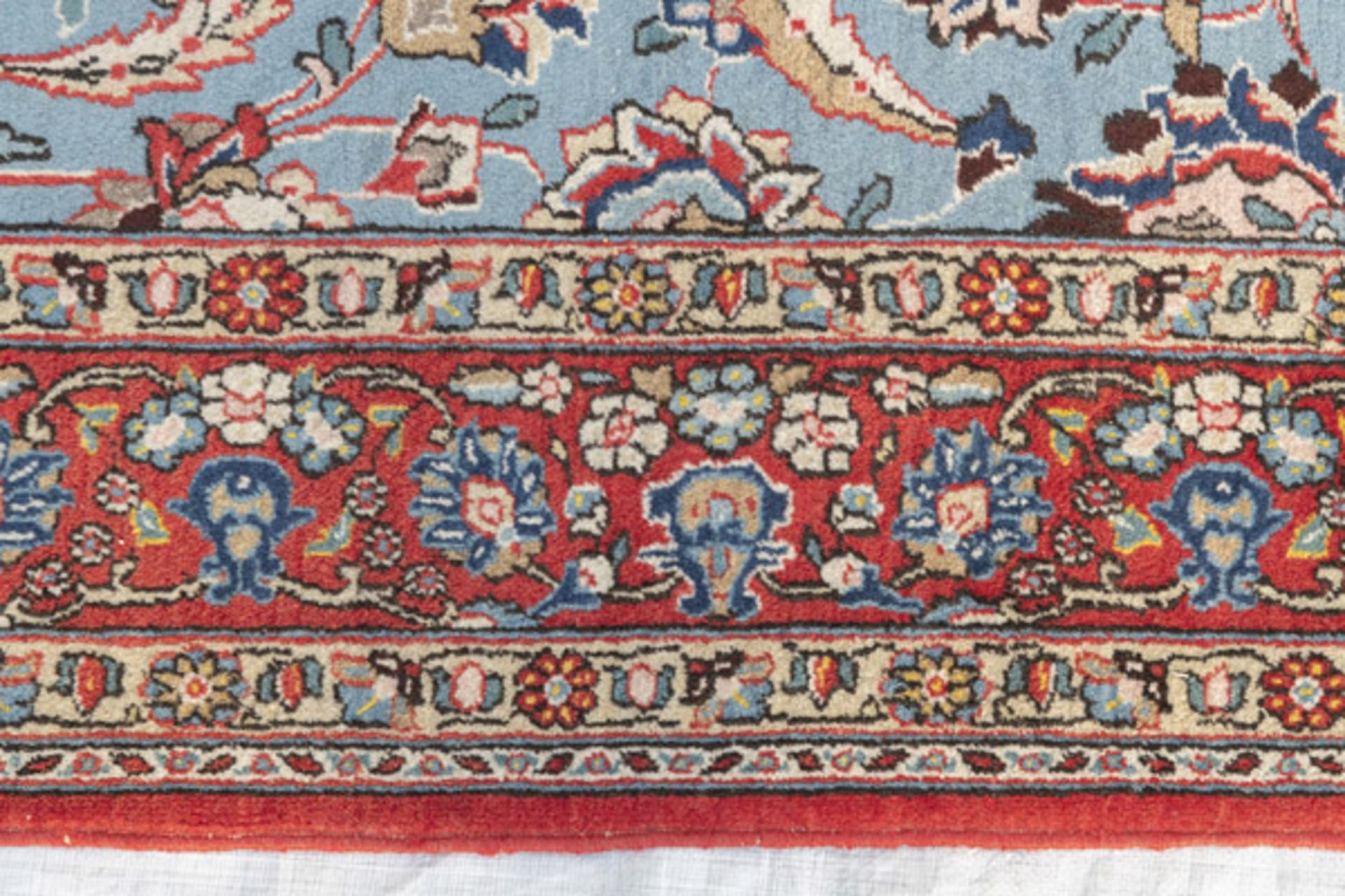 A light blue floral and animal patterned Tabriz rug - Image 2 of 8