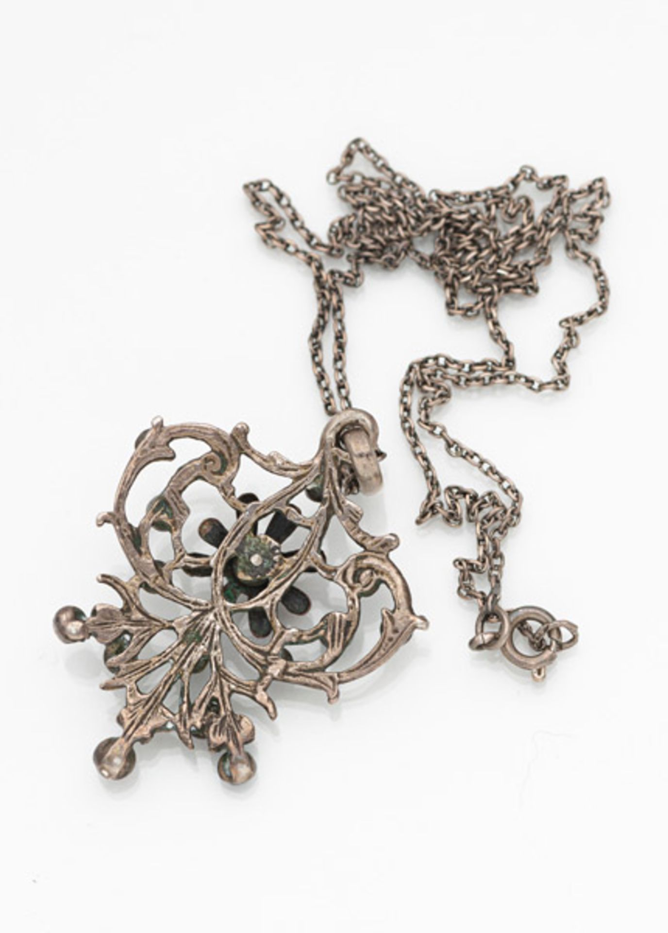 A BELLE EPOQUE PENDANT - Image 2 of 2