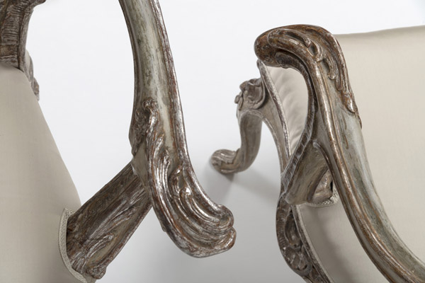A SET OF FOUR GERMAN SILVERED AND GILTWOOD FAUTEUILS - Image 11 of 27