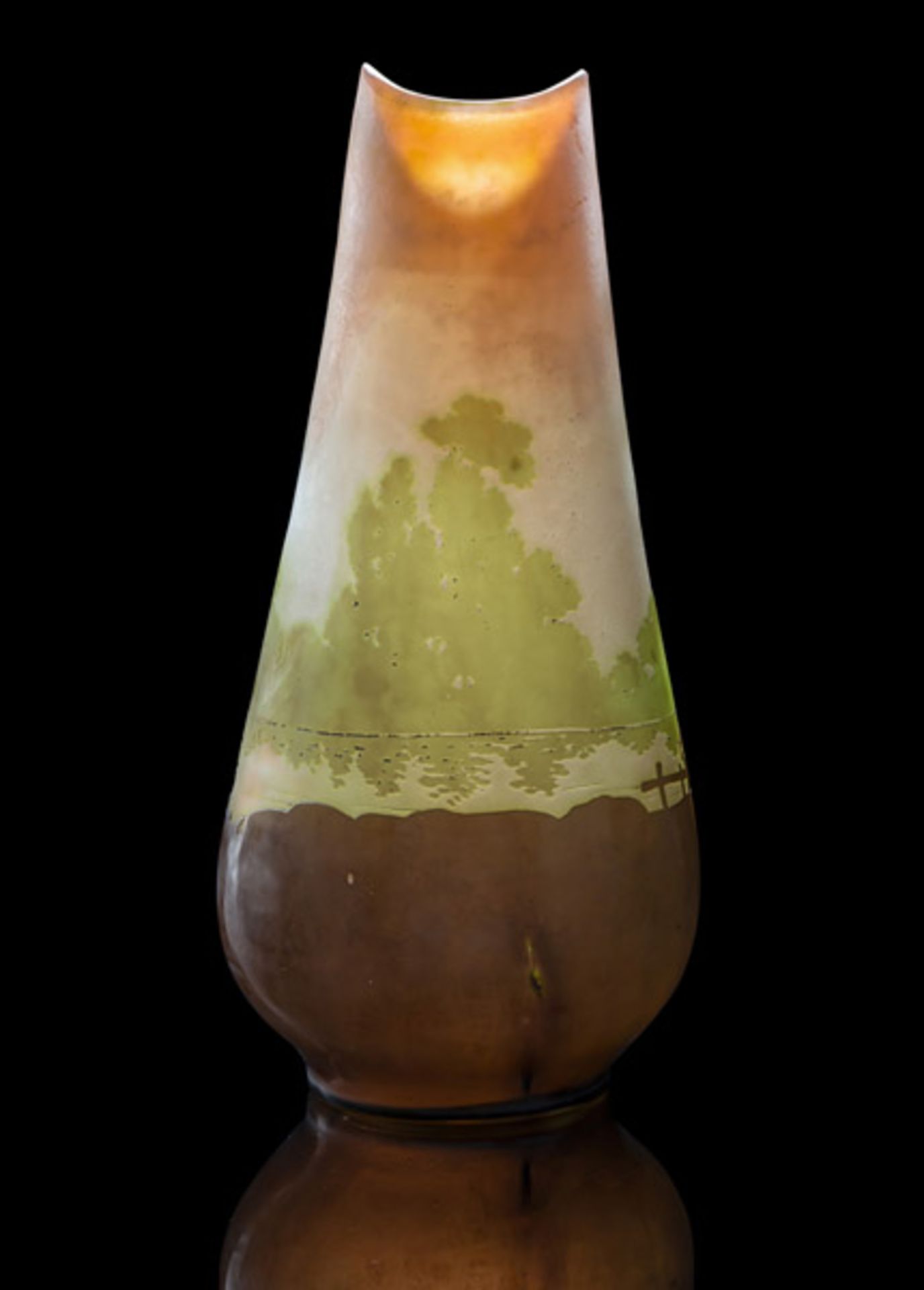 AN ART NOUVEAU LANDSCAPE VASE - Image 2 of 3