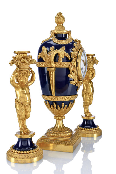 A FRENCH GILTBRONZE AND ENAMEL VASE SHAPED PENDULE AND TWO MATCHING CANDLESTICKS - Image 5 of 5