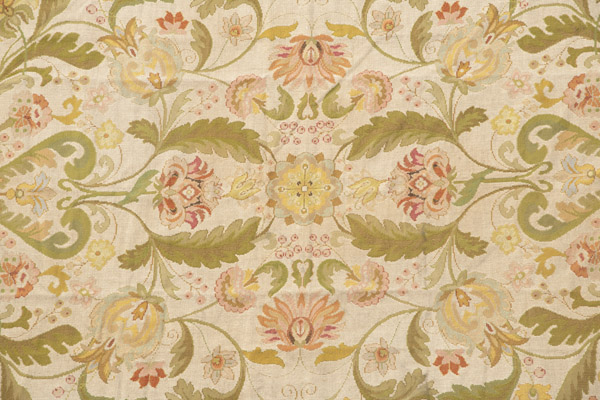 AN EMBROIDERED ARRAIOLOS CARPET WITH  FLORAL DESIGNS - Image 12 of 12