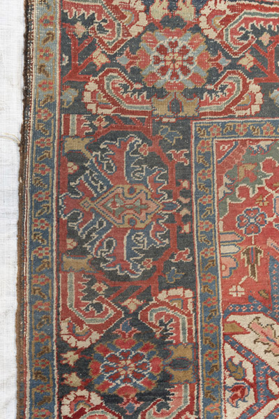 A Heriz Medallion carpet - Image 2 of 11