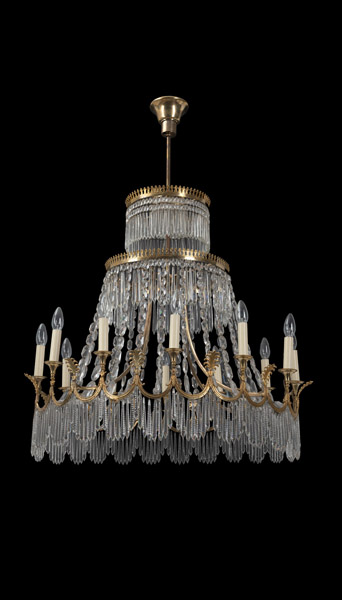 A GERMAN ORMOLU MOUNTED AND CUT GLASS TWELFE LIGHT CHANDELIER - Image 13 of 26