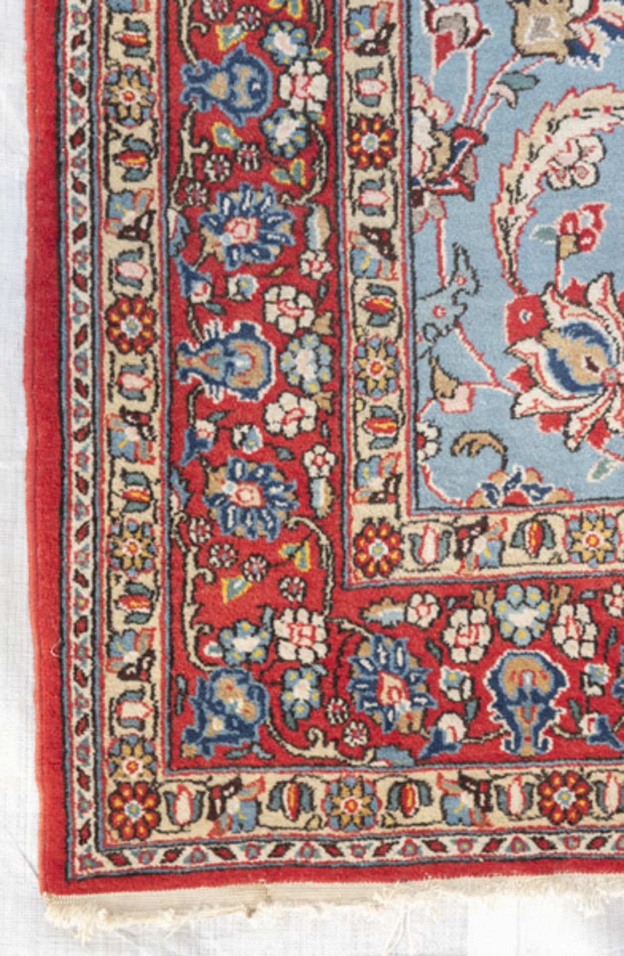 A light blue floral and animal patterned Tabriz rug - Image 3 of 8