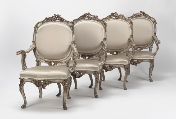 A SET OF FOUR GERMAN SILVERED AND GILTWOOD FAUTEUILS - Image 2 of 27