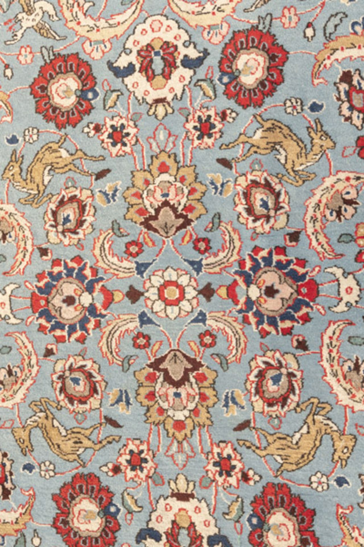 A light blue floral and animal patterned Tabriz rug - Image 7 of 8