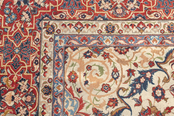 A white background Isfahan Najafabad carpet - Image 8 of 9