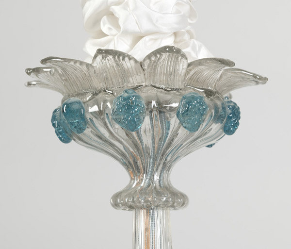 A VENETIAN POLYCHROME MURANO GLASS SIX-LIGHT CHANDELIER - Image 9 of 12