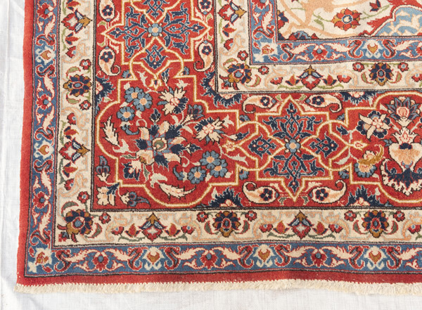 A white background Isfahan Najafabad carpet - Image 3 of 9