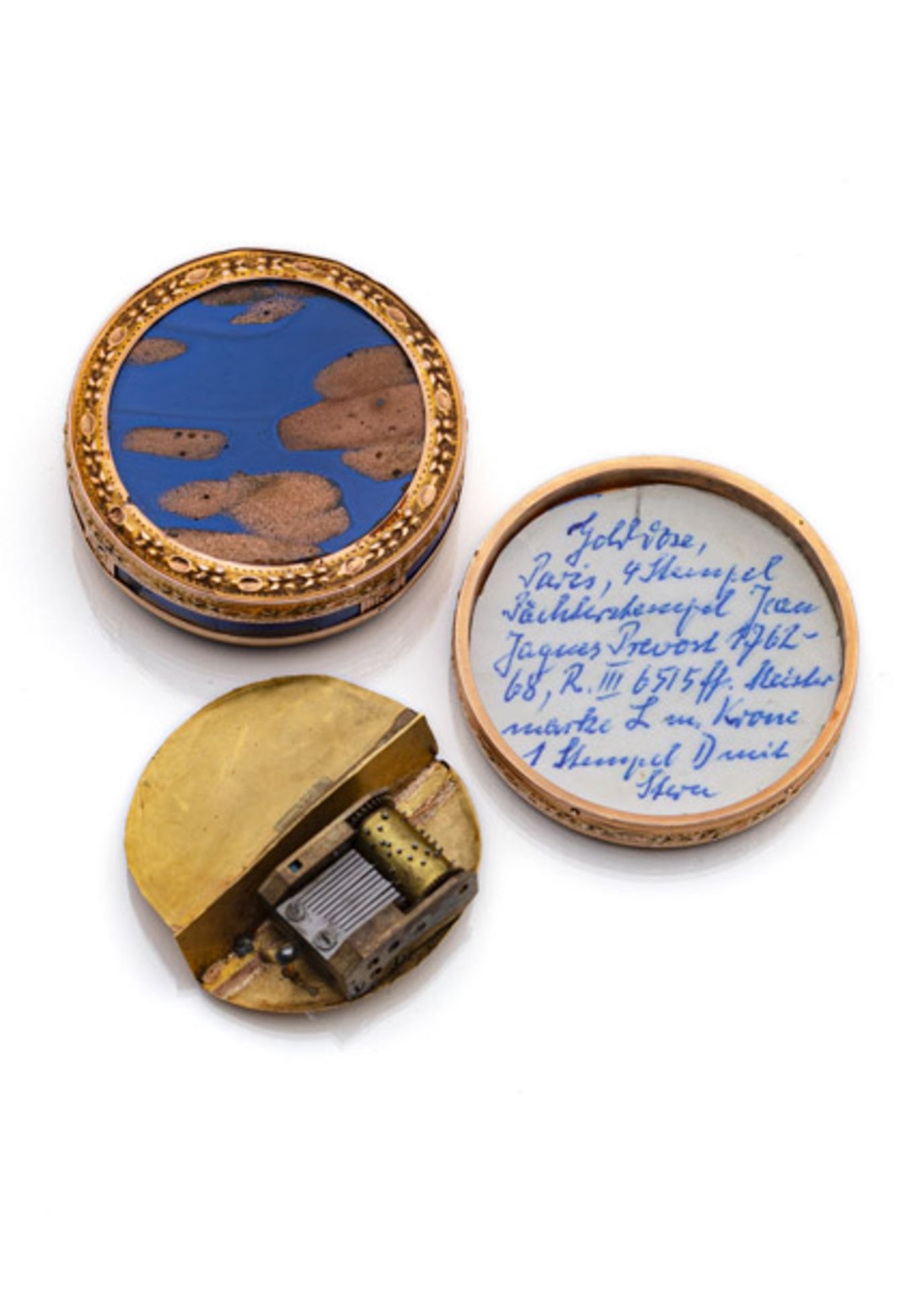 A FRENCH GOLD TABATIERE WITH A MINIATURE CYLINDER MUSICAL MECHANISM - Image 2 of 3
