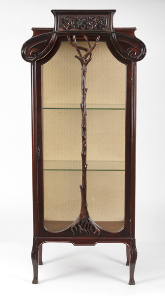 AN ART NOUVEAU DISPLAY CABINET - Image 2 of 7