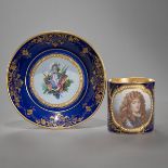 Grosse Tasse mit Portrait von Louis XIV
