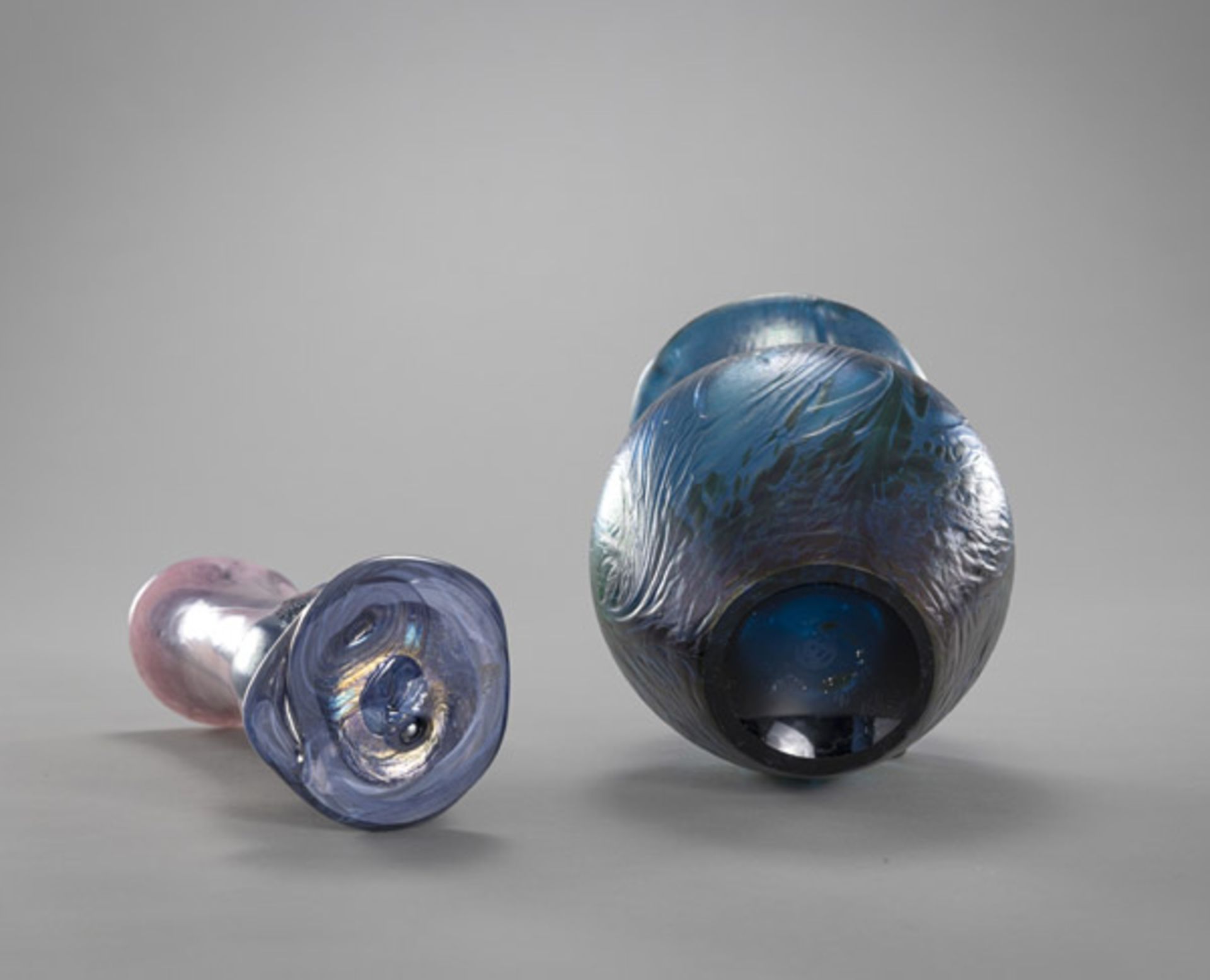 Zwei moderne Glas-Vasen - Bild 3 aus 4