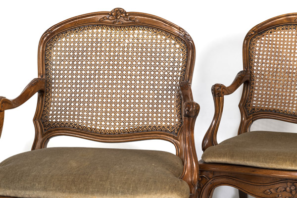 A SET OF FOUR SOUTHGERMAN BAROQUE CARVED WALNUT FAUTEUILS AND A SET OF FOUR STOOLS - Image 7 of 14