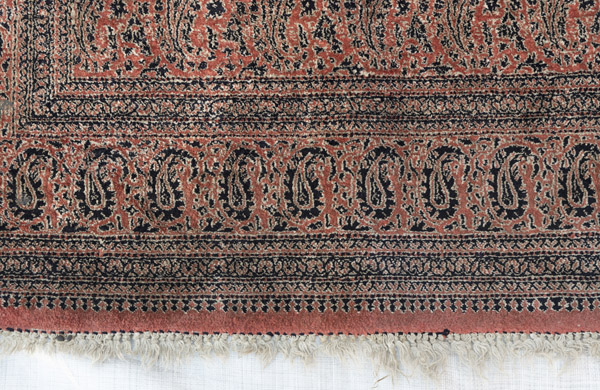 A silk rug - Image 5 of 6