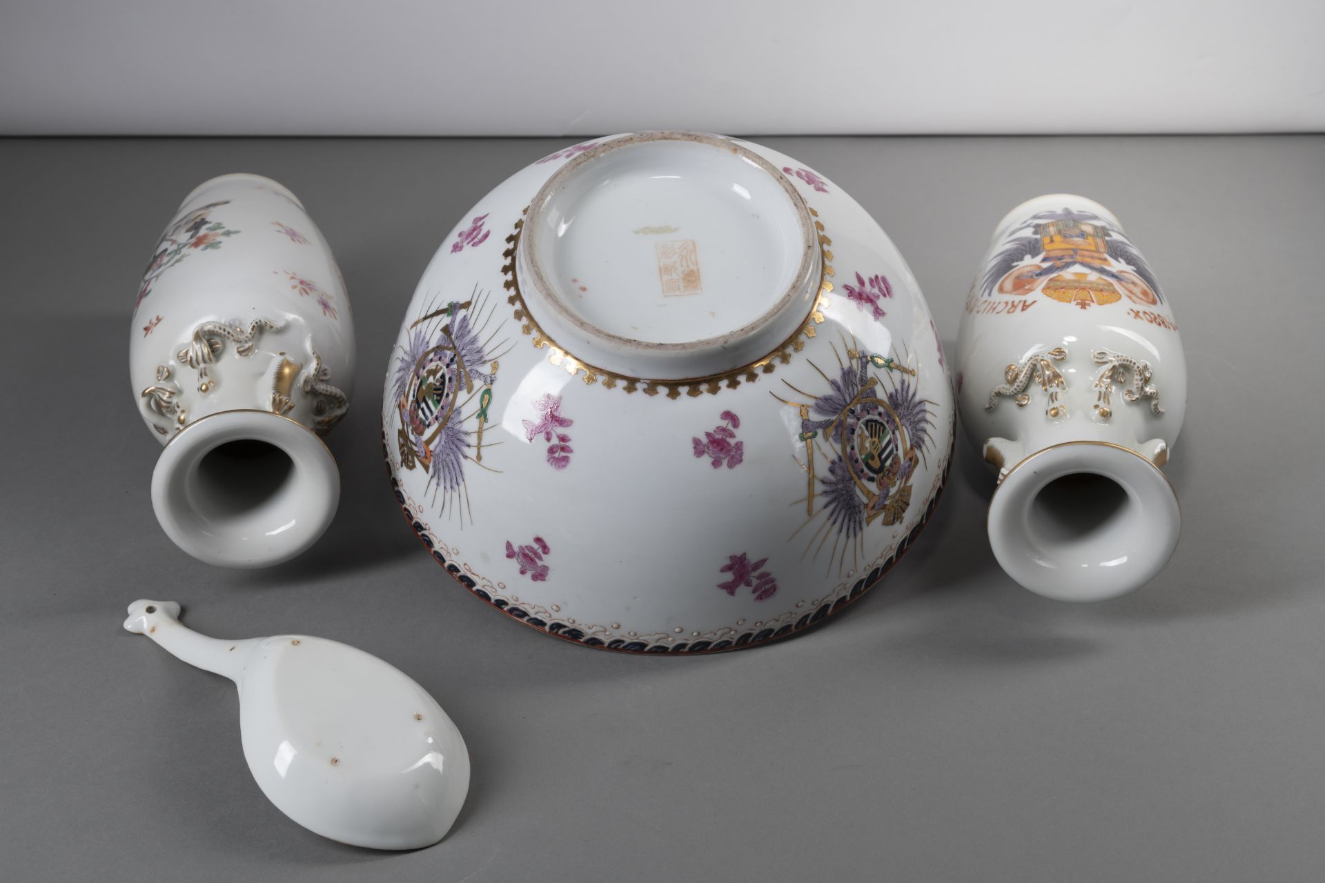 A PAIR OF 'FAMILLE ROSE' PORCELAIN VASES WITH AUSTRIAN COAT-OF-ARMS, AN ARMORIAL PUNCH BOWL, AND A - Image 5 of 5