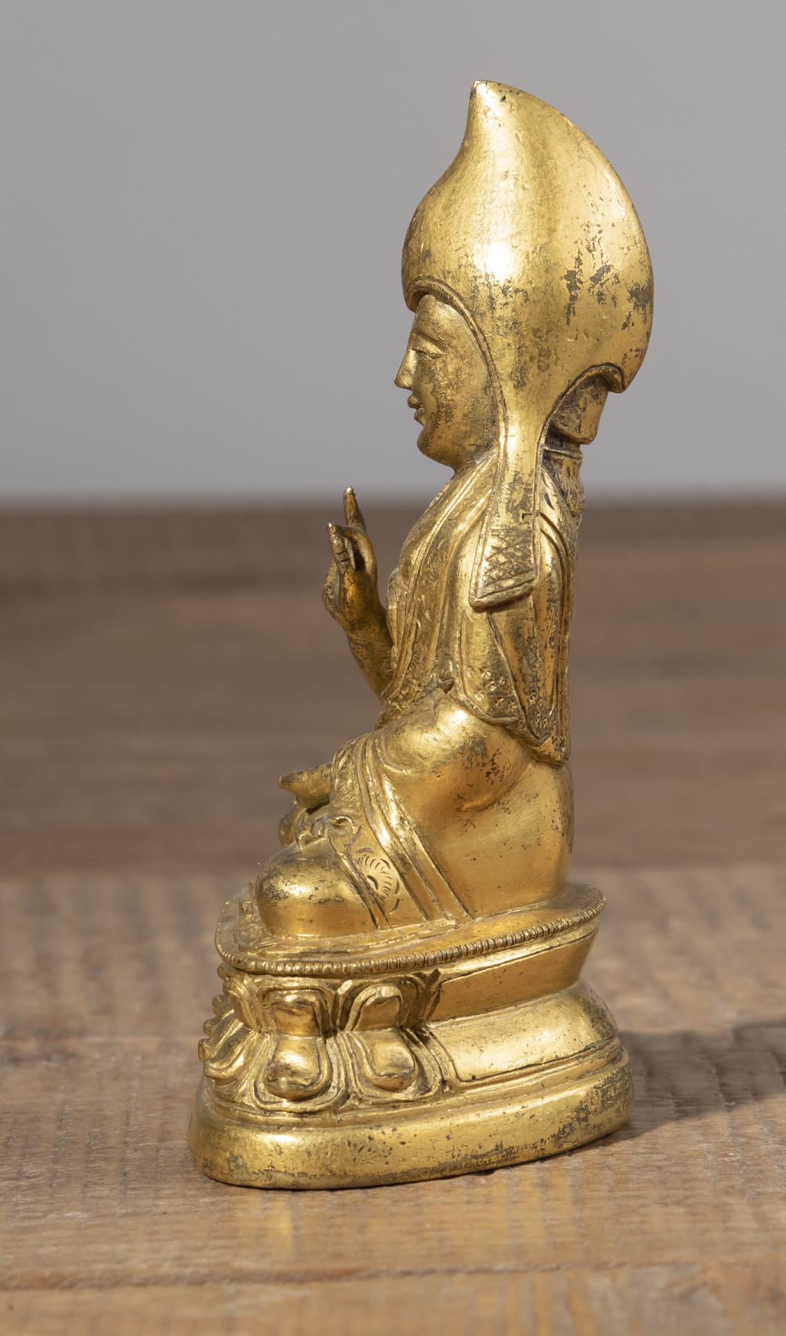 Feuervergoldete Figur aus Bronze vermutlich Tsongkhapa - Bild 5 aus 6