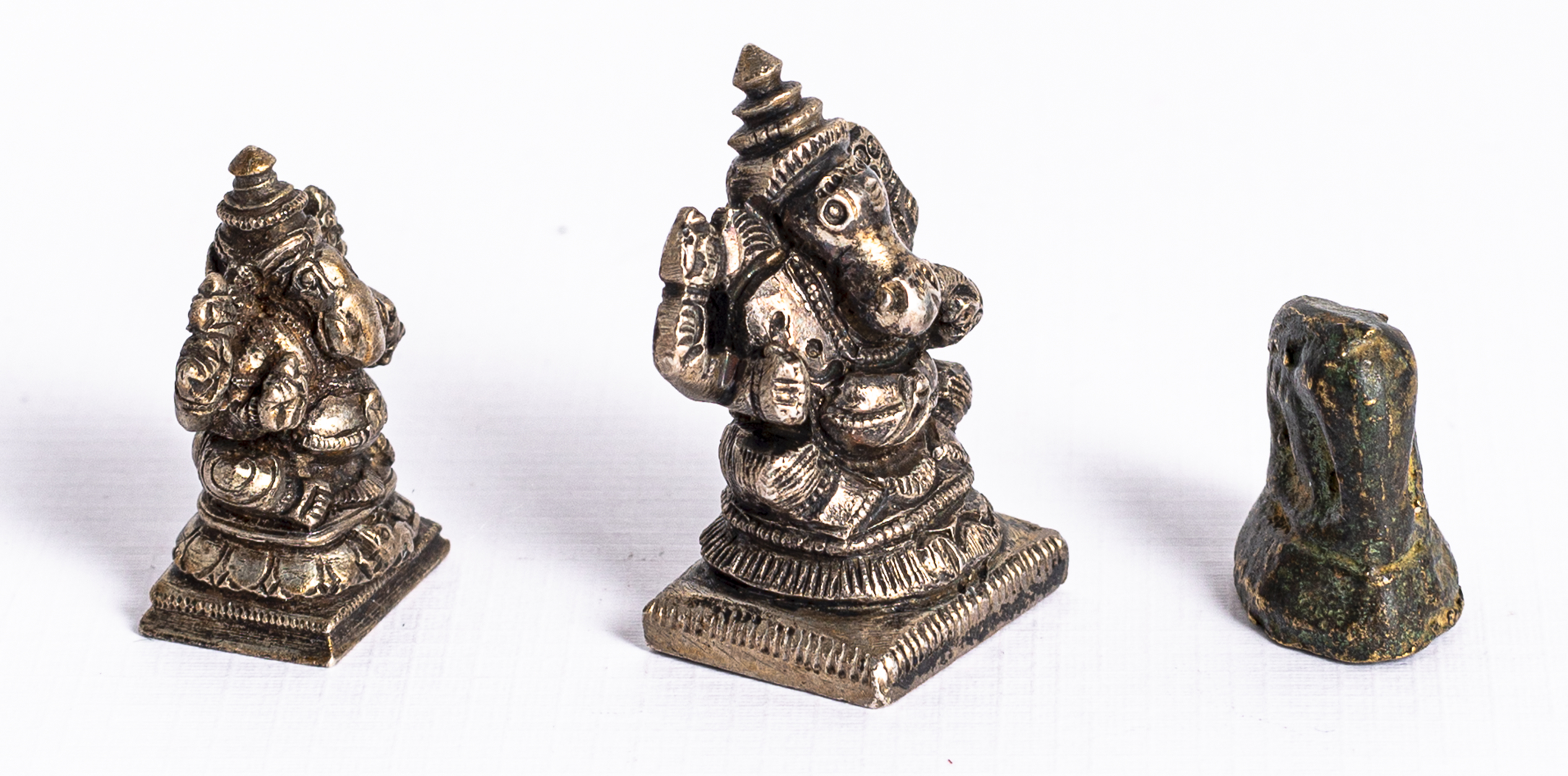 TWO LOW-ALLOY SILVER FIGURINES OF GANESHA AND A BRONZE ELEPHANT - Image 2 of 5