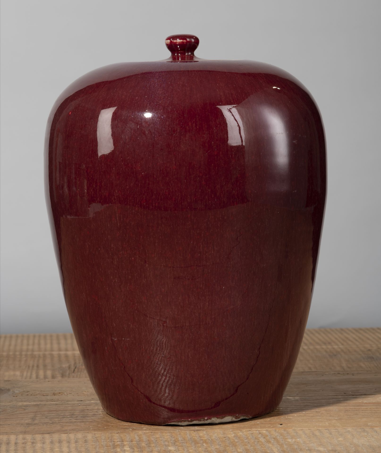 A COPPER-RED VASE AND COVER - Image 3 of 5