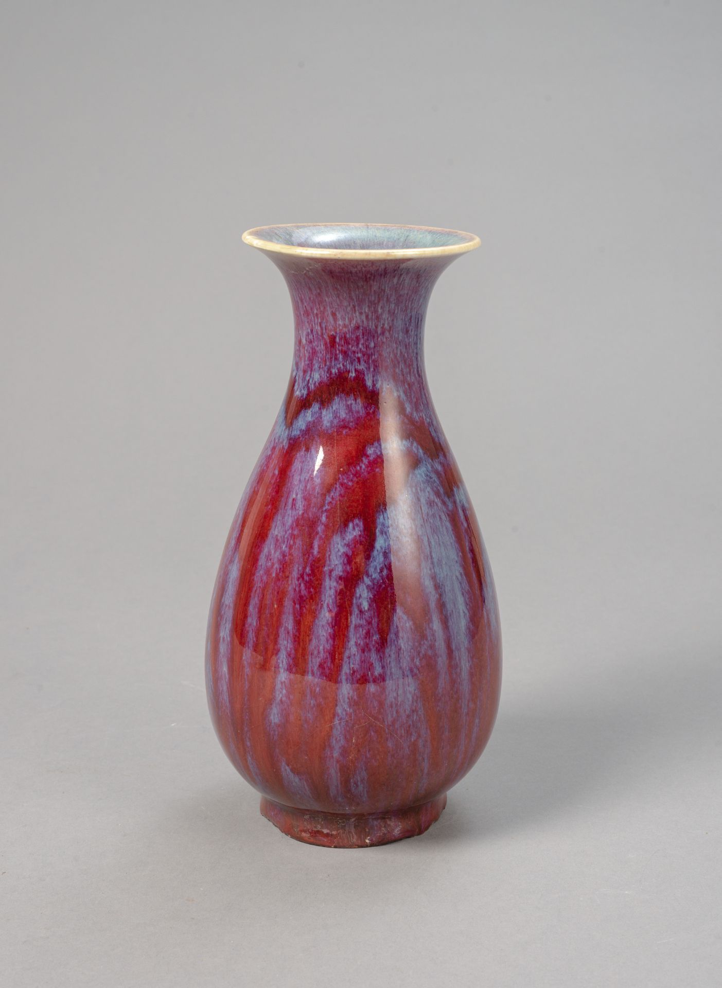 Birnenförmige Vase mit Flambé-Glasur - Bild 2 aus 4