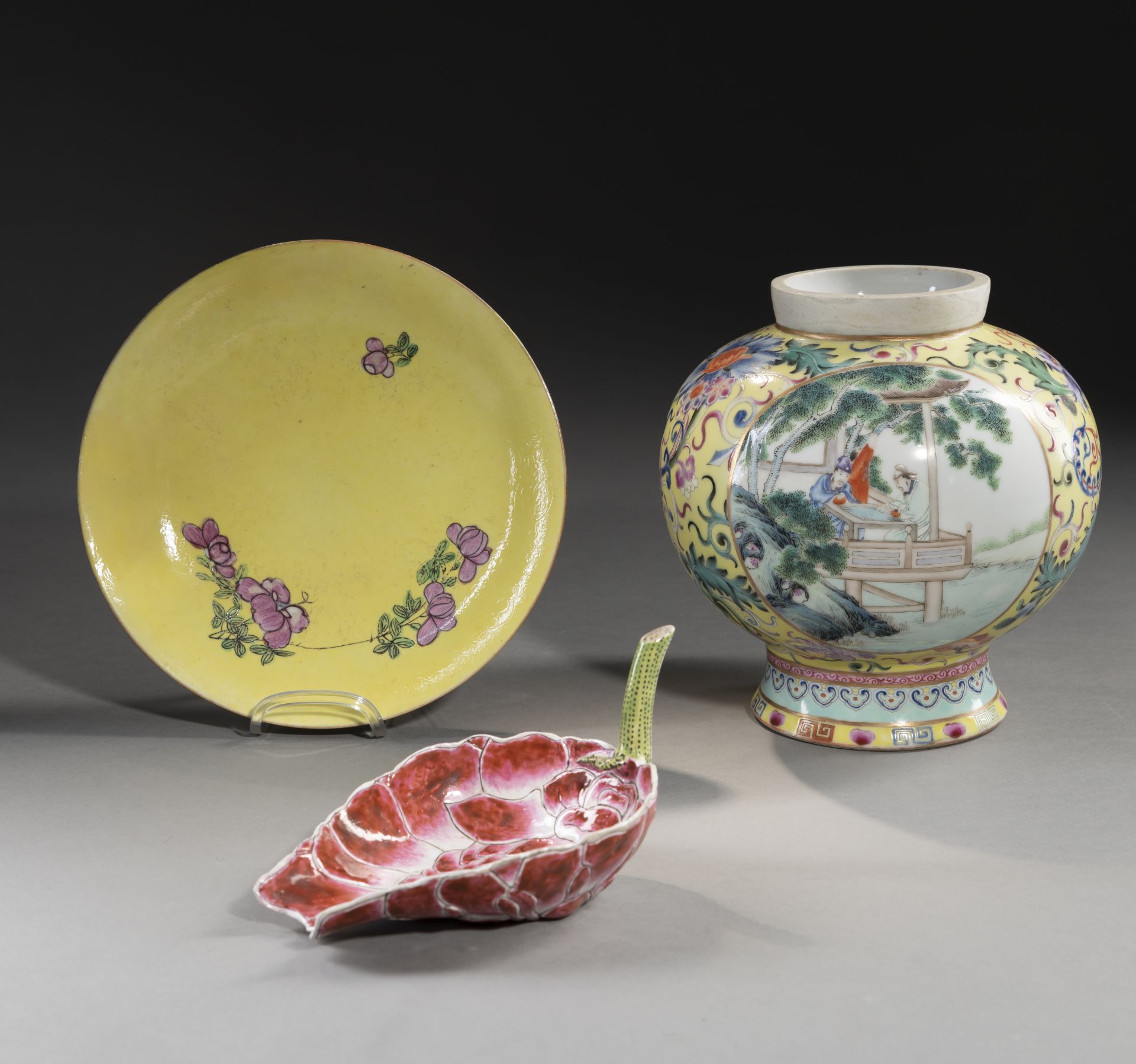 A YELLOW-GROUND 'FAMILLE ROSE' PORCELAIN VASE, A YELLOW DISH, AND A LOTUS-SHAPED LIBATION VESSEL - Image 2 of 4