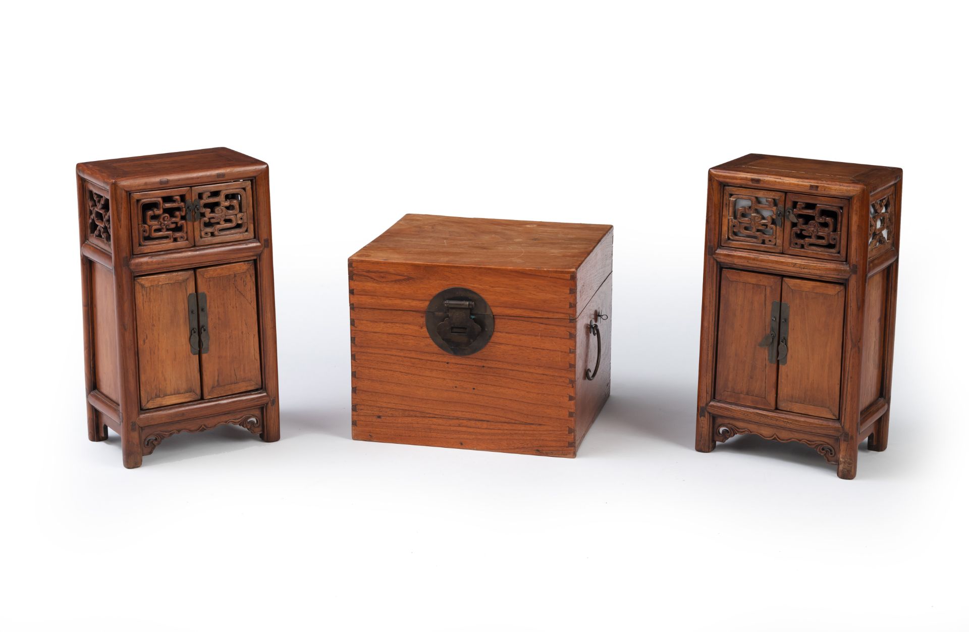 A PAIR OF SMALL CABINETS WITH DRAWERS AND A CHEST