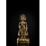 Stehender Bodhisattva aus vergoldetem Kupfer-Repoussé