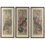 Triptychon mit Darstellung eines blühenden Prunus-Asts unter Vollmond. Tusche und Farbe auf Papier