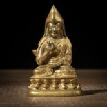 Feuervergoldete Figur aus Bronze vermutlich Tsongkhapa