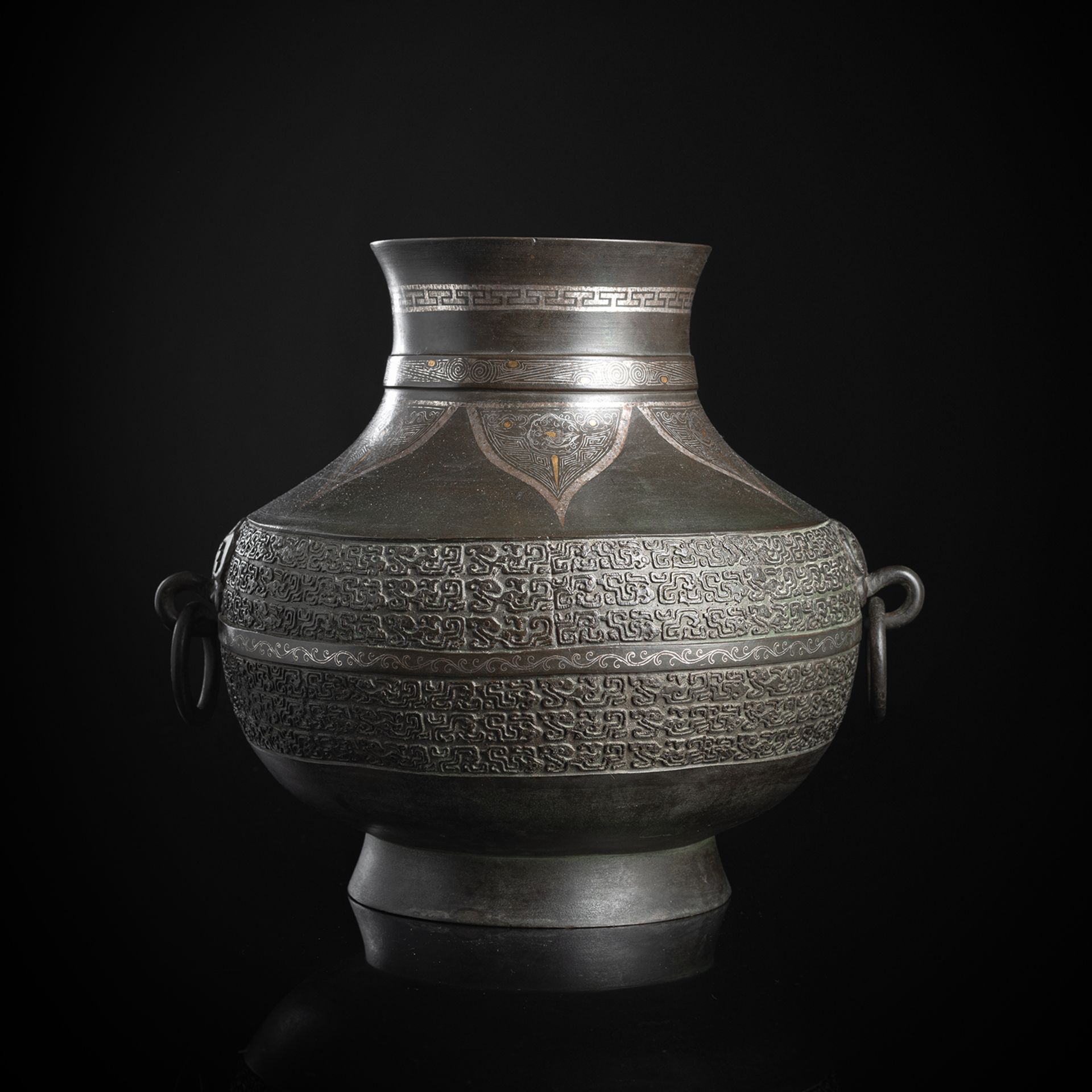 AN ARCHAISTIC GOLD AND SILVER INLAID BRONZE 'HU' VESSEL WITH TWO MASK HANDLES