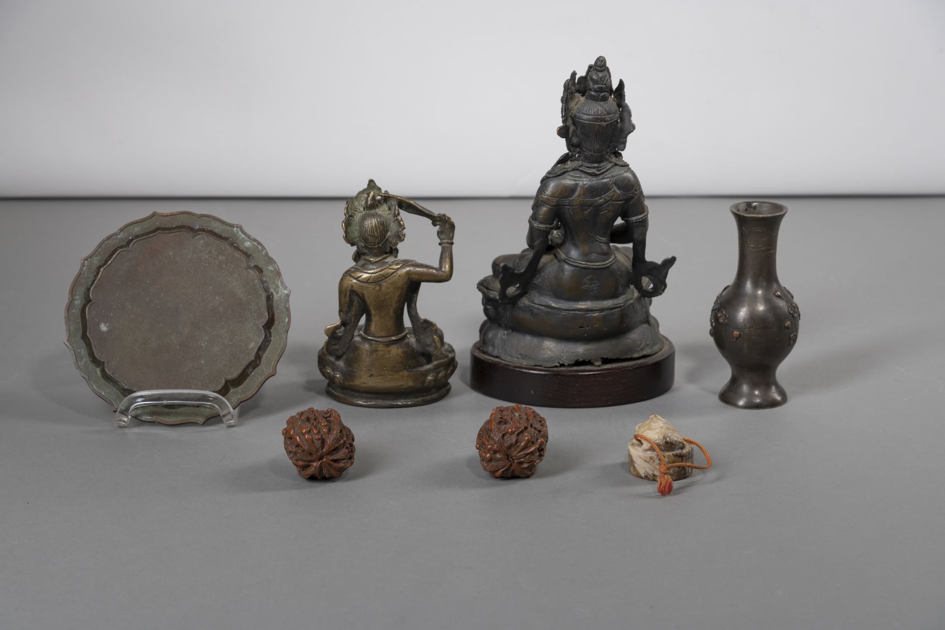 TWO BRONZE FIGURES OF AMITAYUS AND MANJUSHRI, A FLORIFORM BRONZE TRAY, TWO WALNUT CARVINGS, A SMALL - Image 2 of 5