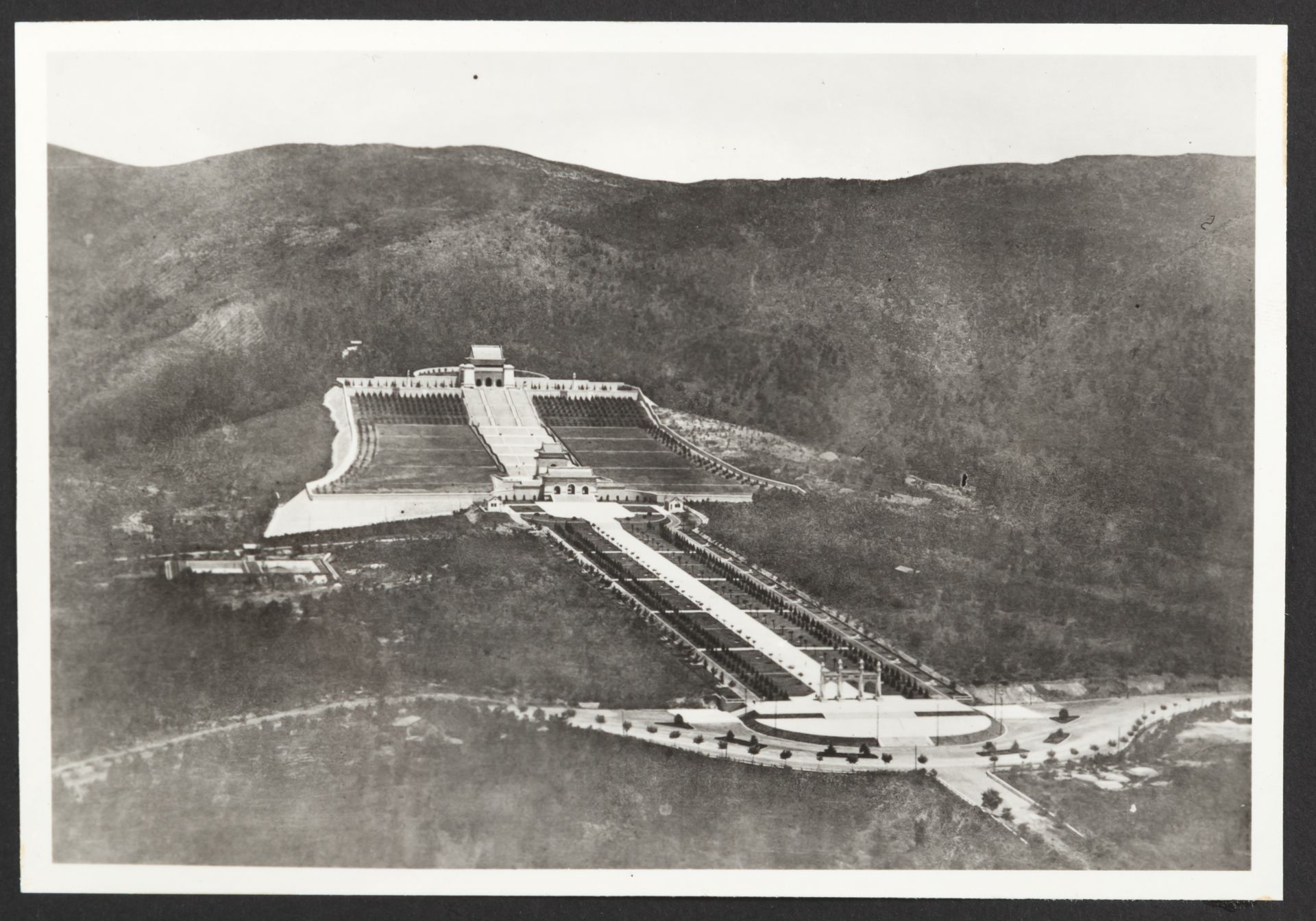 AN ALBUM WITH AERIAL PHOTOGRAPHS OF NANKING AND A FOLDER WITH PHOTOGRAPHS - Image 5 of 17