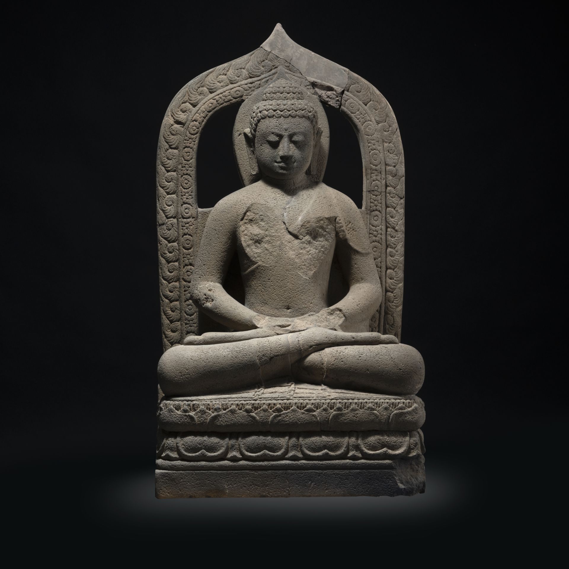 Vulkansteinfigur des Buddha Shakyamuni