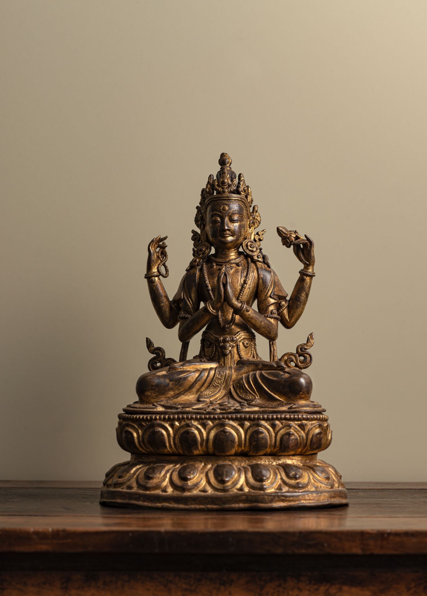 ﻿A GILT-BRONZE FIGURE OF SADAKSHARILOKESHVARA - Image 6 of 7