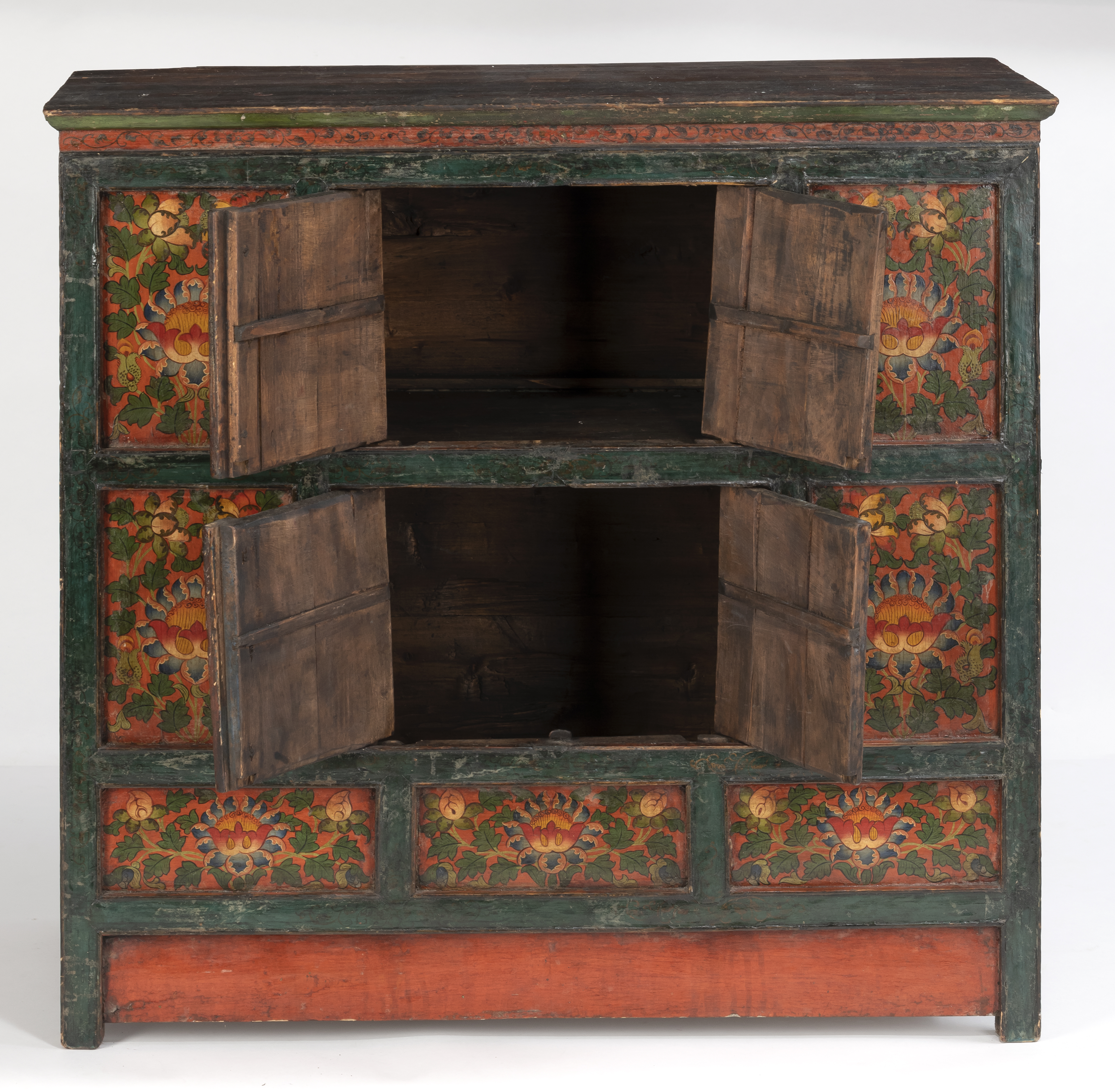 A PAIR OF POLYCHROME WOOD CUPBOARDS - Image 12 of 13