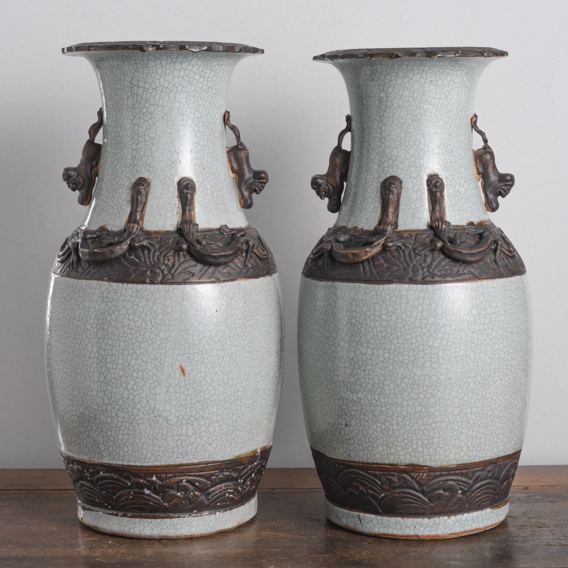 A PAIR OF RELIEF PORCELAIN VASES - Image 4 of 6