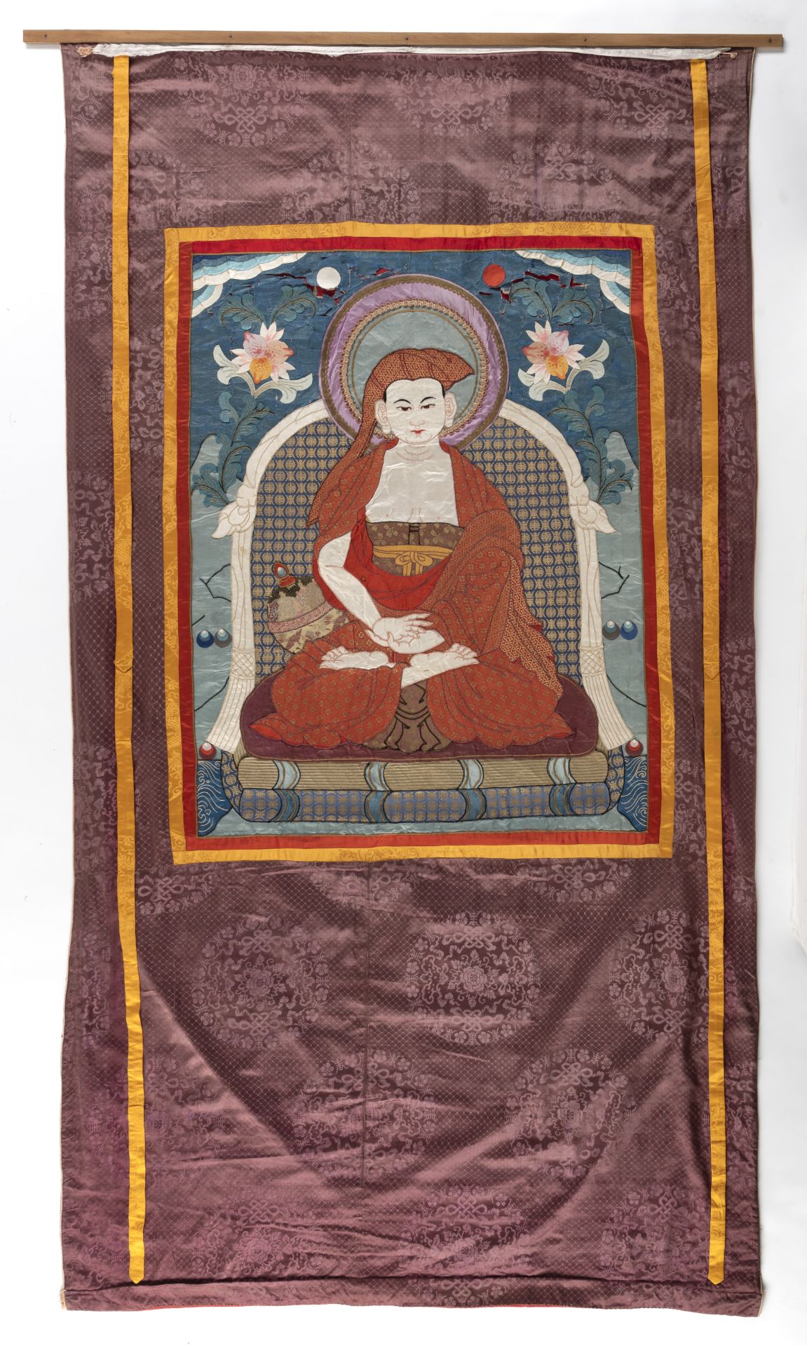 A RARE AND VERY LARGE SILK THANGKA WITH ONE OF THE NINE MAHAYANA GURUS - Image 2 of 3