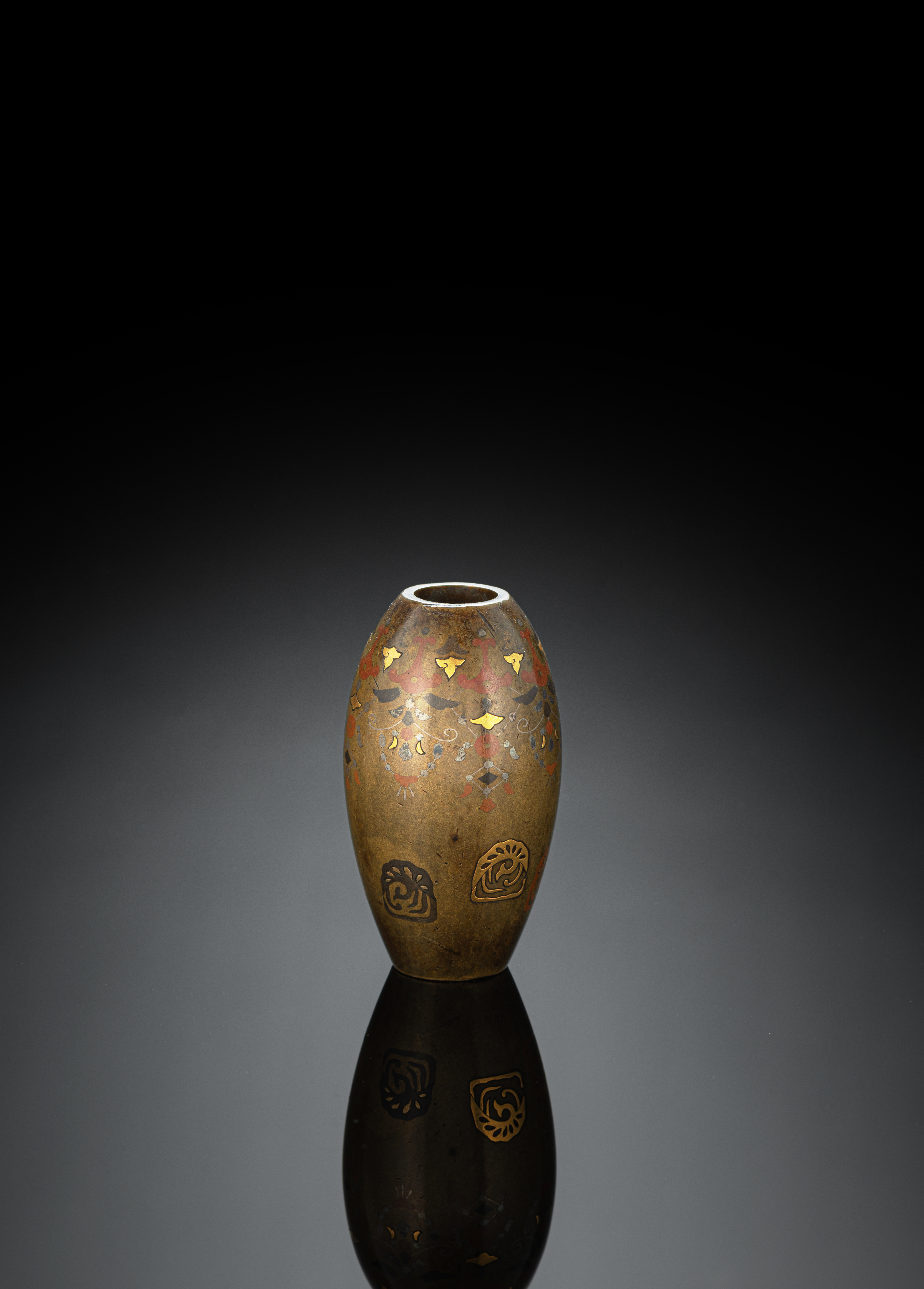 A SMALL INLAID BRONZE VASE - Image 2 of 2