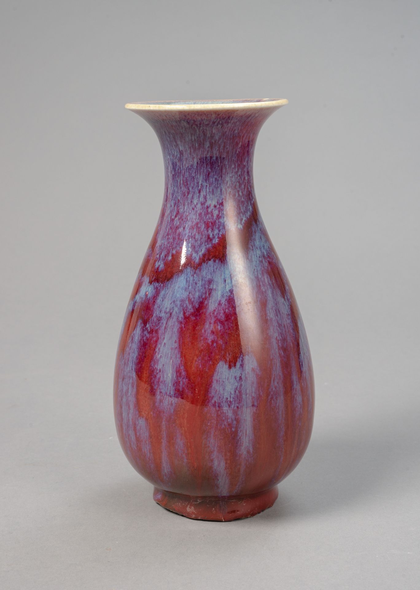 Birnenförmige Vase mit Flambé-Glasur - Bild 3 aus 4