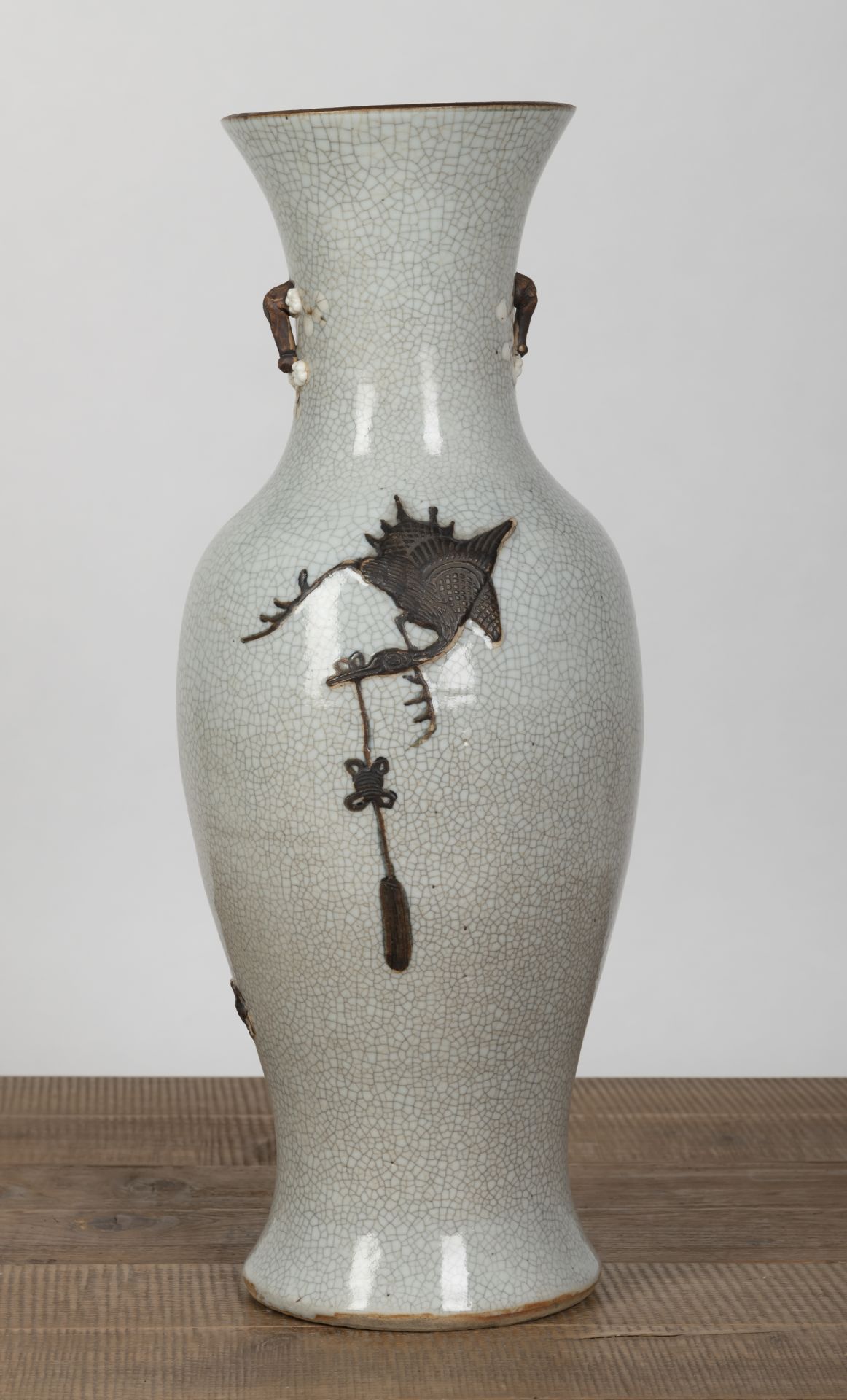 A CRACKLE-GLAZED DRAGON RELIEF VASE - Image 2 of 4