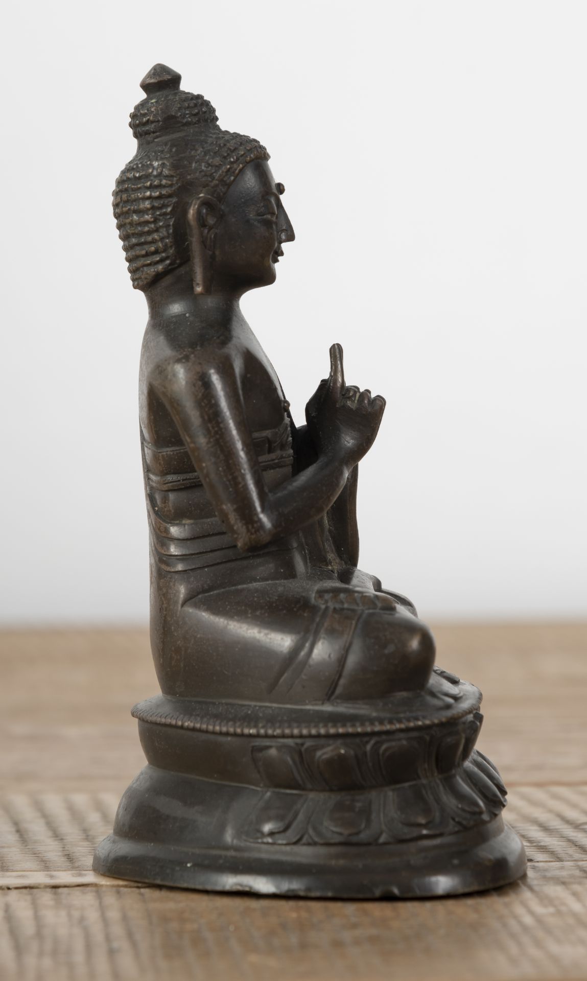 Bronze des Buddha auf einem Lotossockel - Bild 5 aus 5