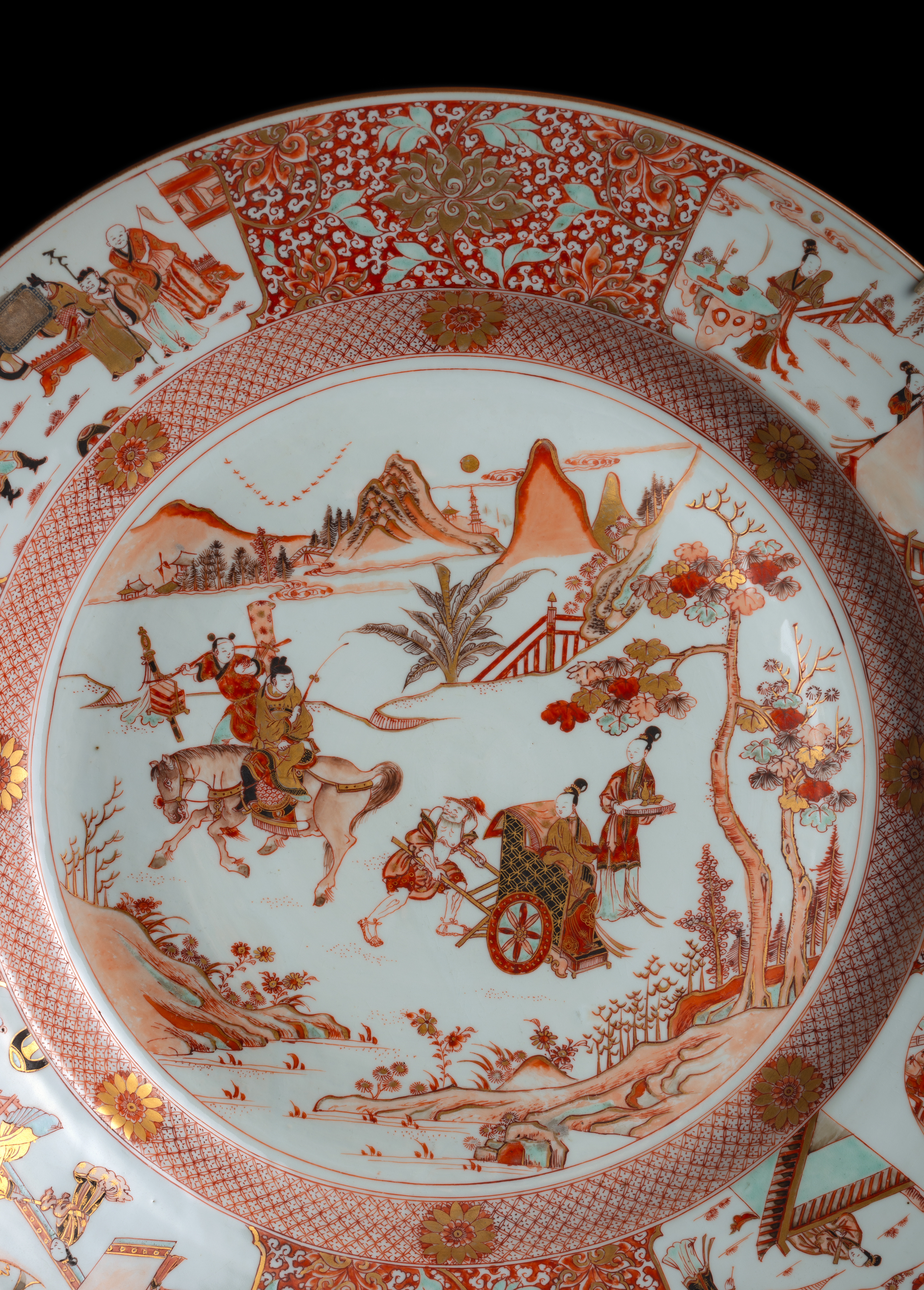 A PAIR OF VERY LARGE AND VERY RARE PORCELAIN CHARGER - Image 3 of 3
