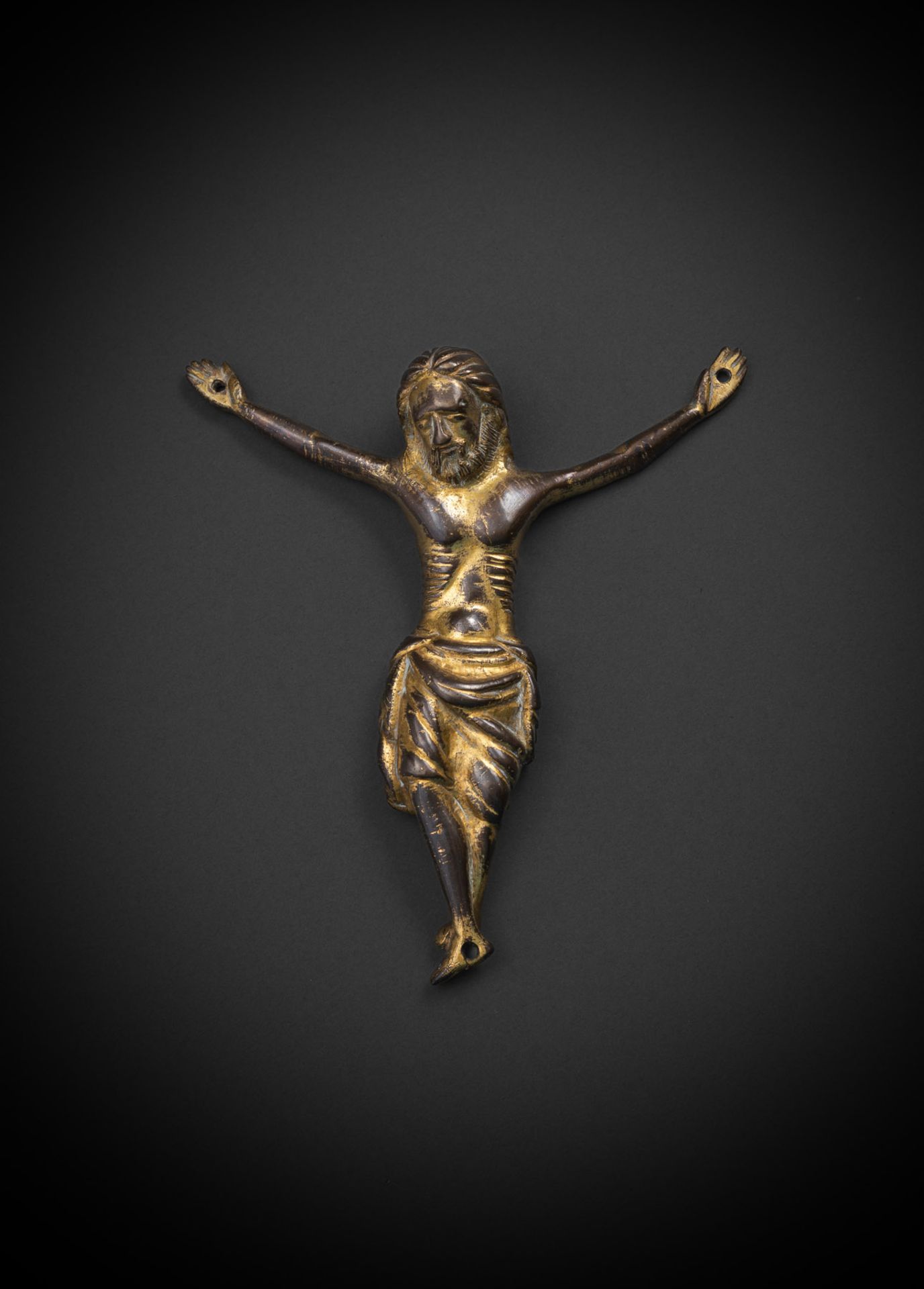 A MEDIEVAL COPPER AND BRONZE CRUCIFIX - Image 4 of 7