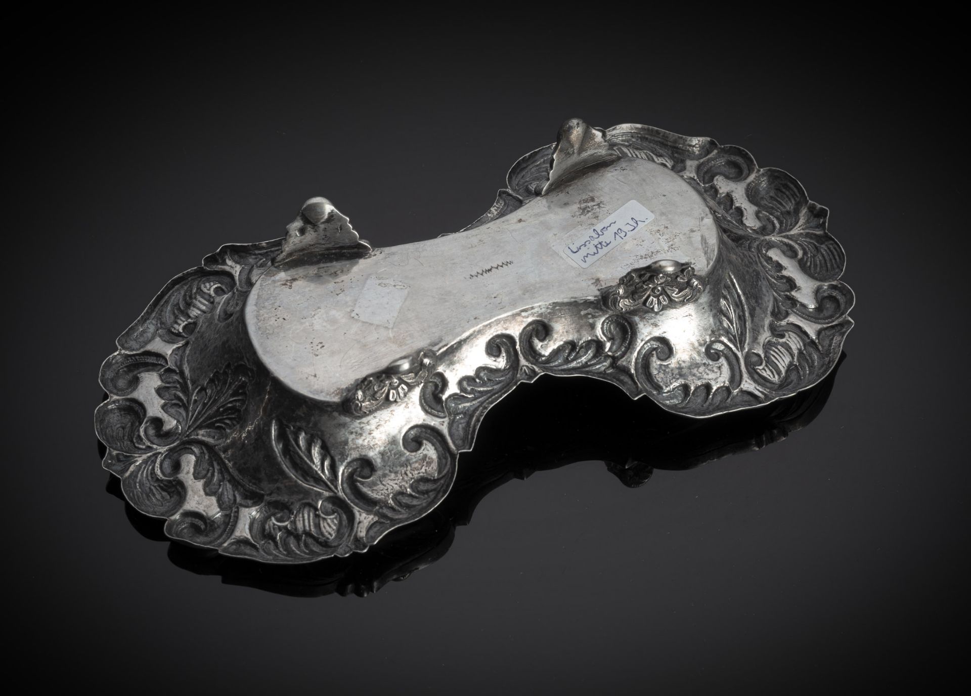 A ROCOCO STYLE SILVER FOOTED BOWL - Image 2 of 3