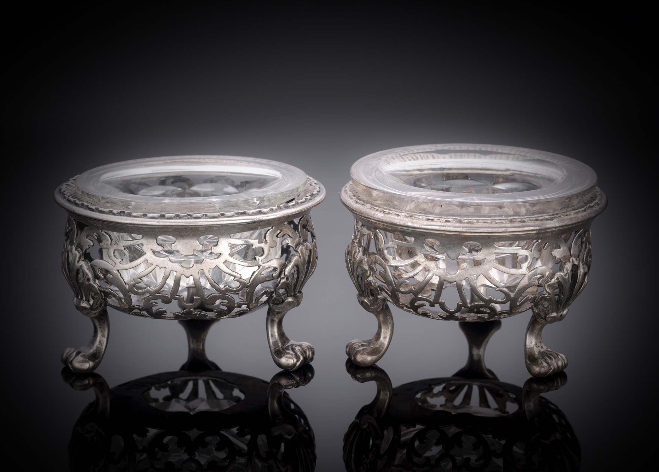 TWO GERMAN OPENWORK SILVER SALT CELLARS FROM THE TABLE SERVICE OF FREDERICK AUGUST III ELECTOR OF S - Image 2 of 5