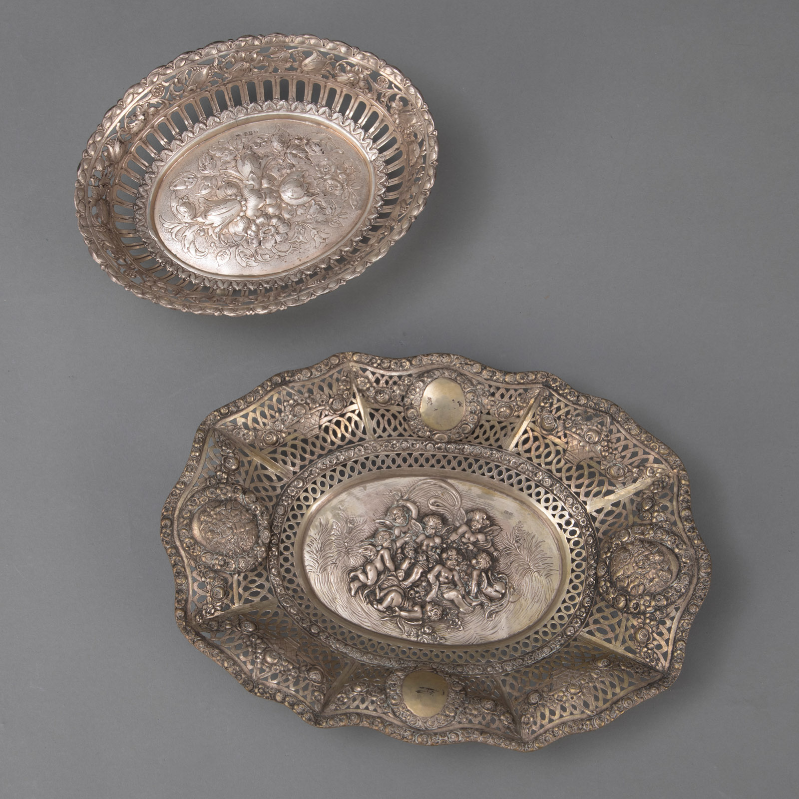 TWO SILVER BOWLS - Image 2 of 3