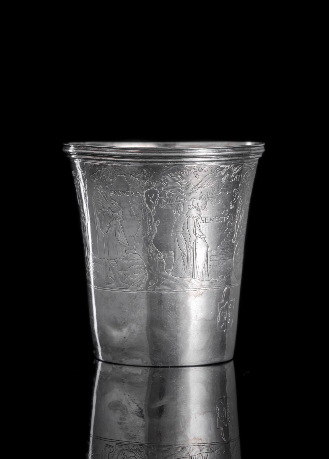 A BAROQUE SILVER BEAKER WITH MYTHOLOGICAL FIGURES - Image 4 of 4